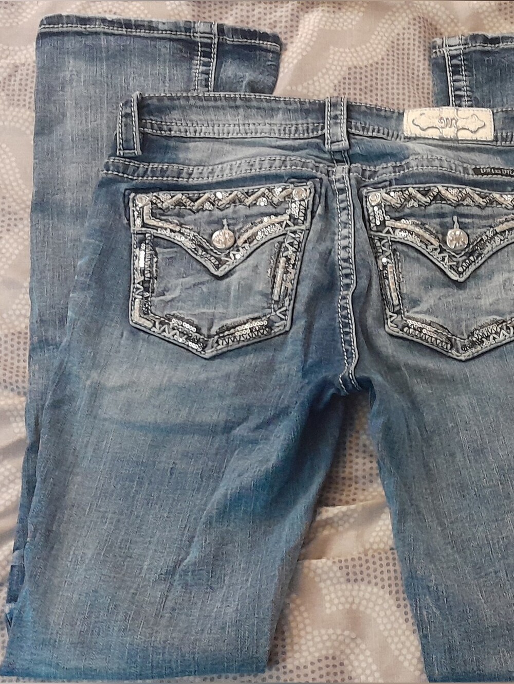 28" Miss Me Women's Bootcut Jeans with Contrast Stitching